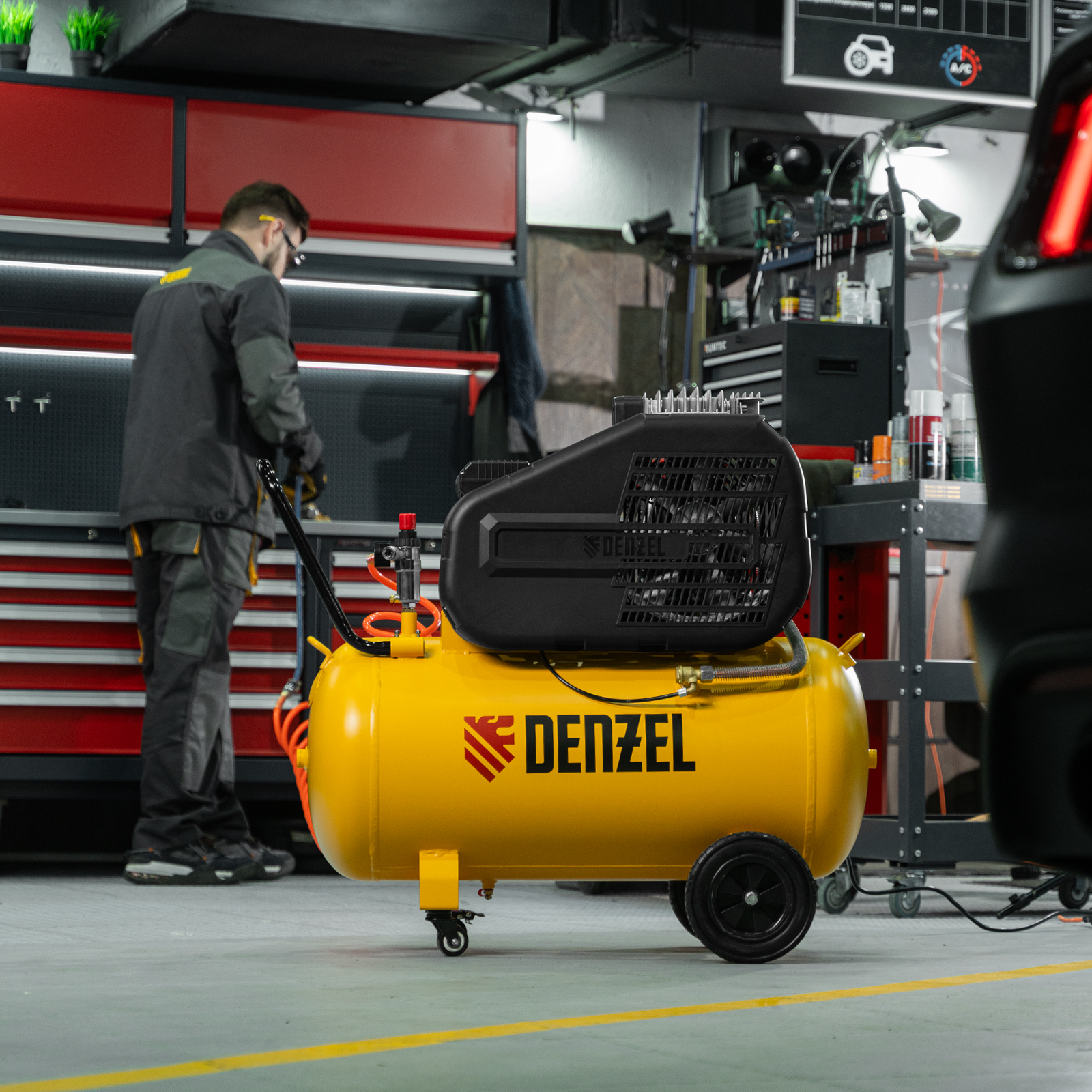 Поршневой компрессор DENZEL BCI 2200/100