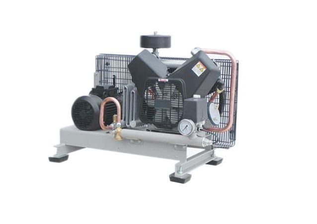 Поршневой компрессор Remeza СБ4-F22А фото Поршневой компрессор Remeza СБ4-F22А
