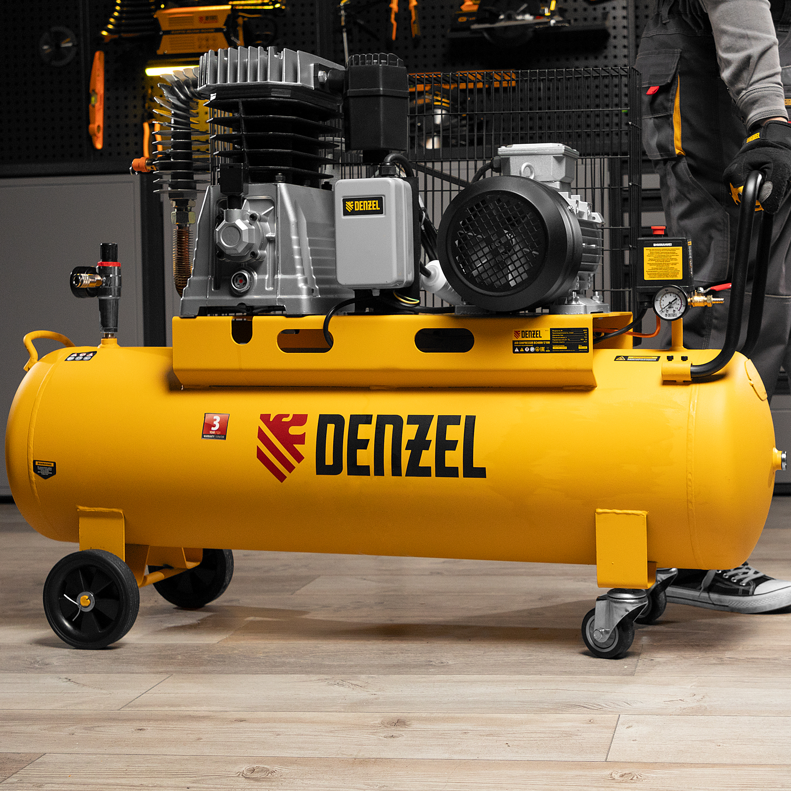 Поршневой компрессор DENZEL BCI4000-T/100