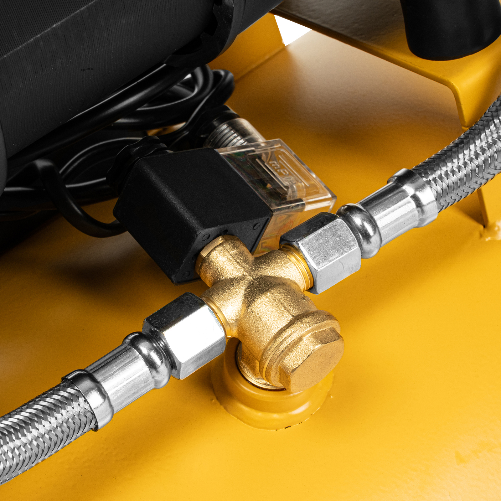 Поршневой компрессор DENZEL DLP-1500/50