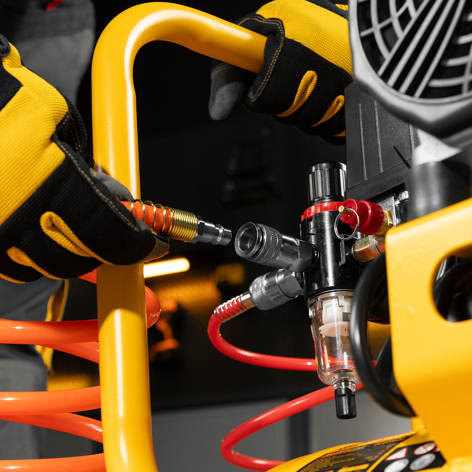 Поршневой компрессор DENZEL DLS 2200/50