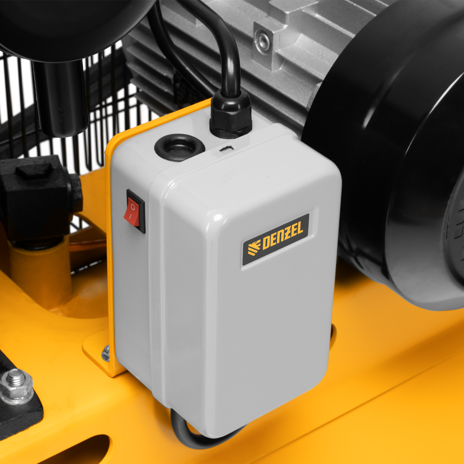 Поршневой компрессор DENZEL BCV 4000-T/100