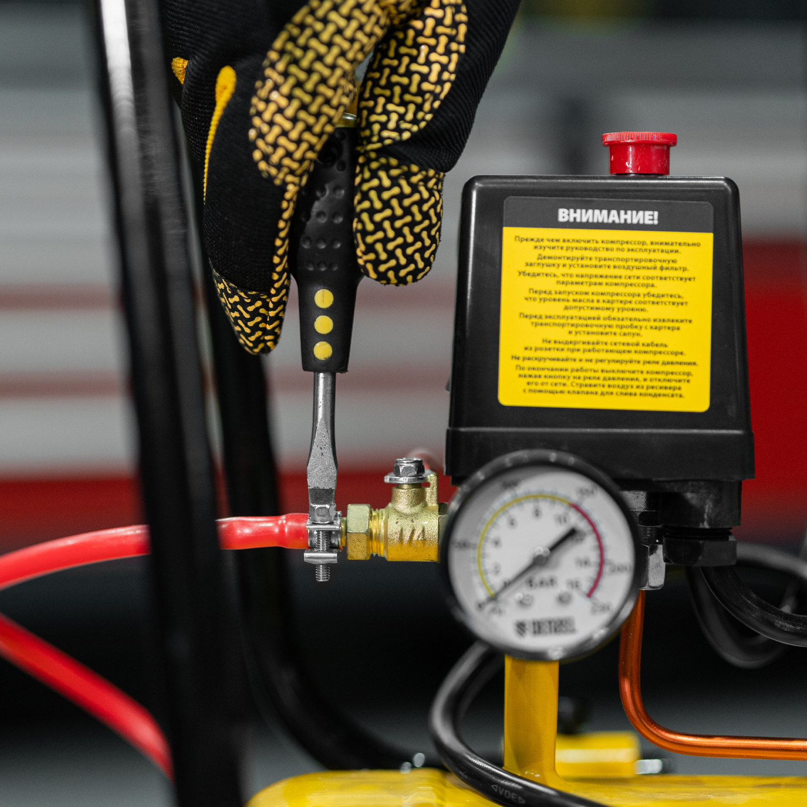 Поршневой компрессор DENZEL BCV2300/100